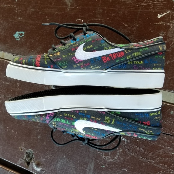 stefan janoski skate shoe
